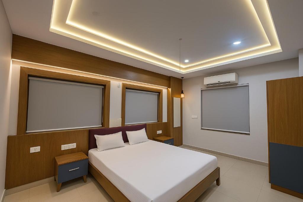 Deluxe room interior at Hotel Shankara Inn